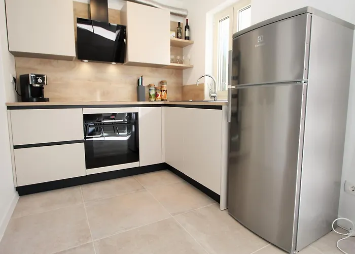 Irina Lejlighed Poreč