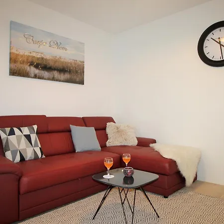 Irina Apartment