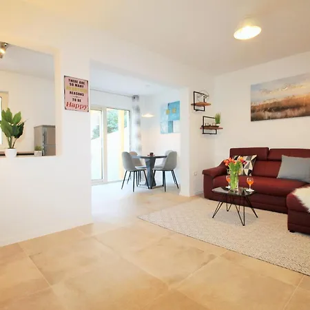Irina Apartman Porec